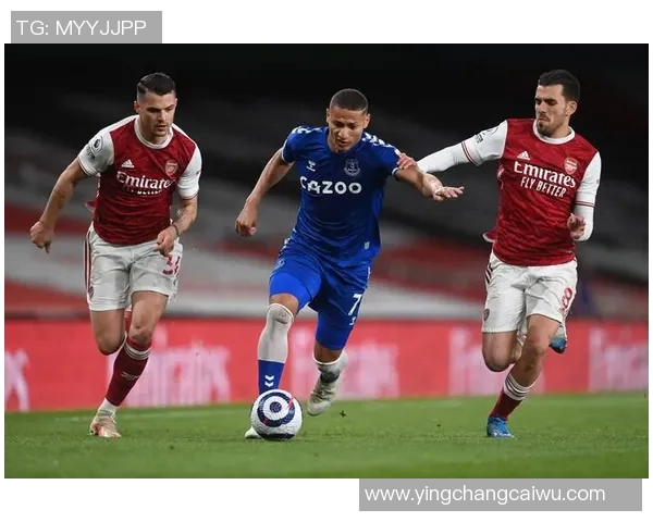 足球明星英文缩写解析及其在体育界的影响力探讨